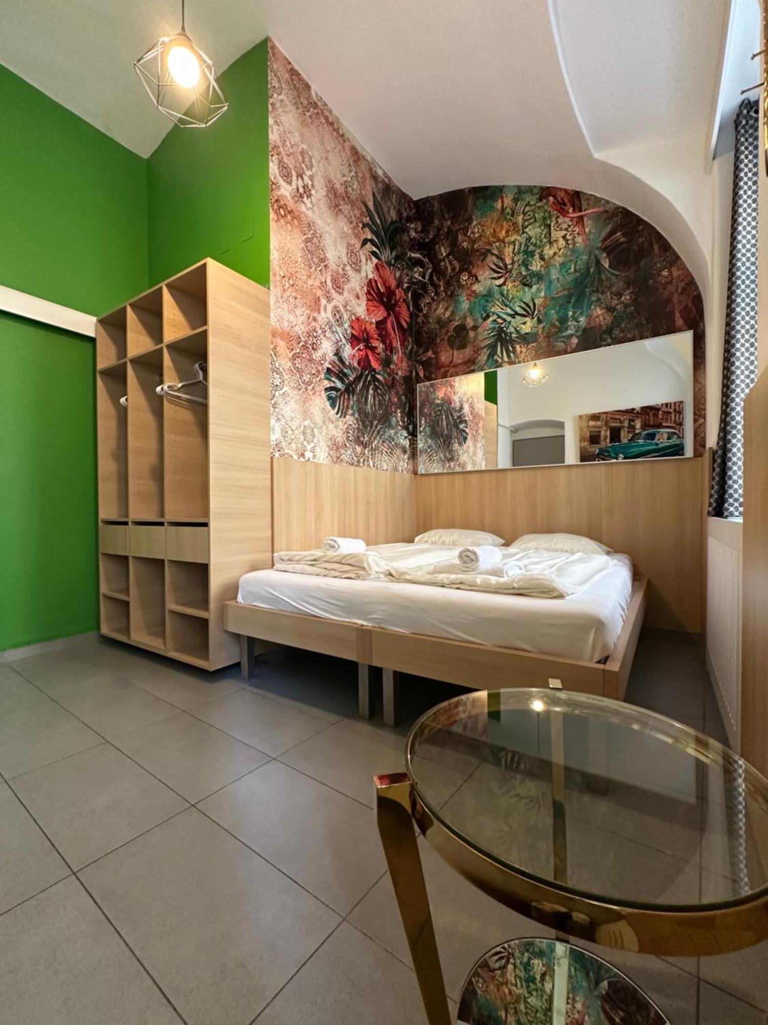 B&B Housingplus Viena